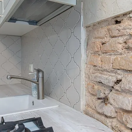 Luxury In Pilies Street