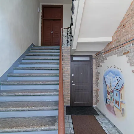 Апартаменты Luxury In Pilies Street Вильнюс