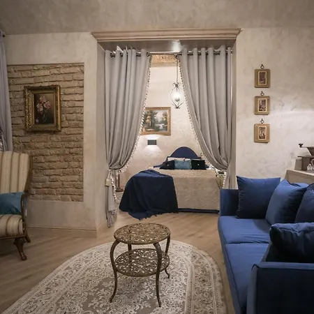 Luxury In Pilies Street Apartment *
